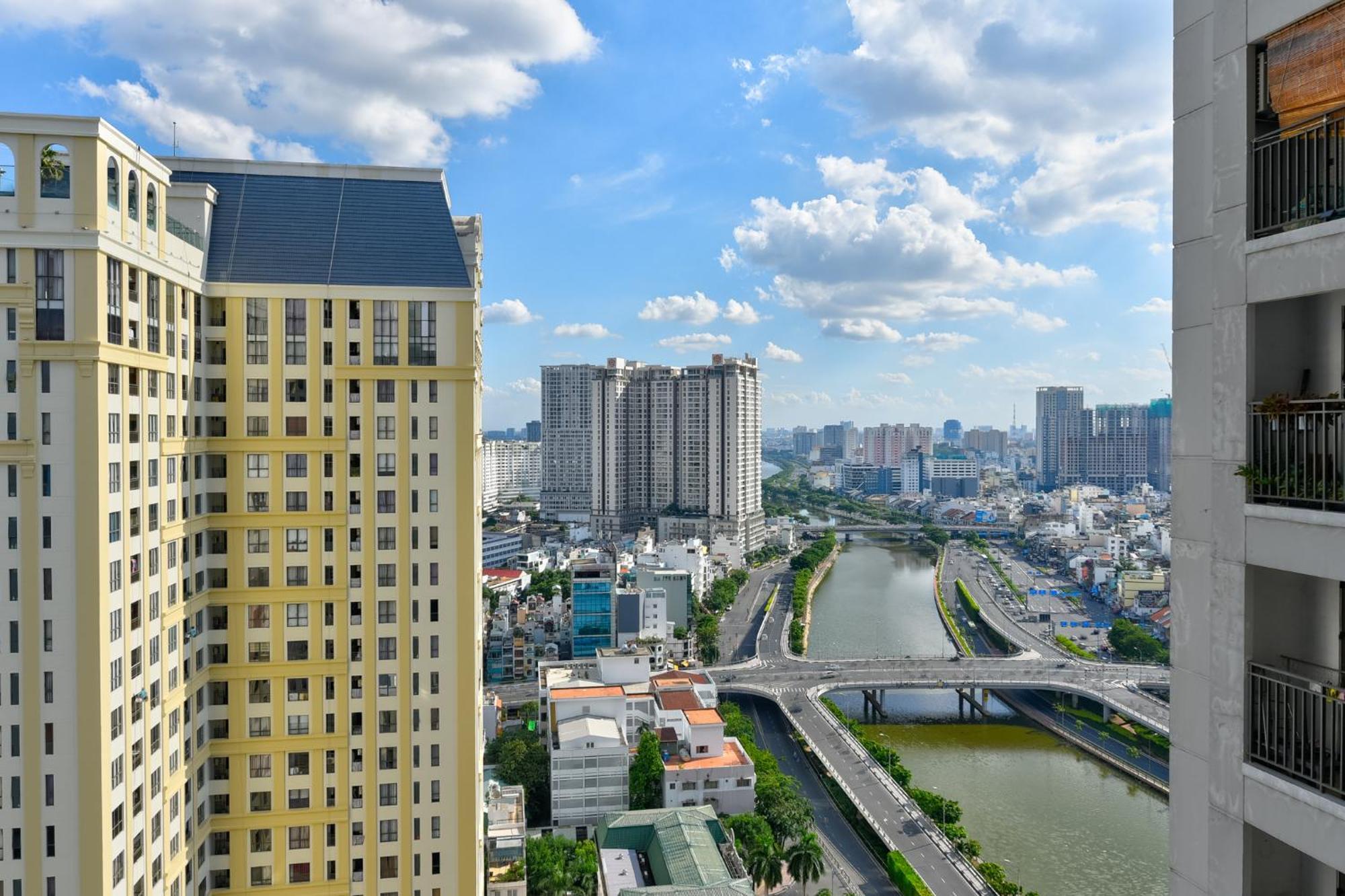 April Apartment ホーチミン市 エクステリア 写真